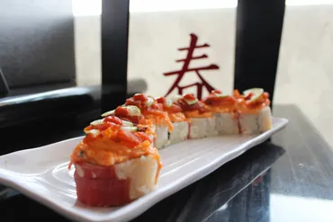 Chef’s Recommendation: Medium Culichi Ebidon + Jasmine Tea