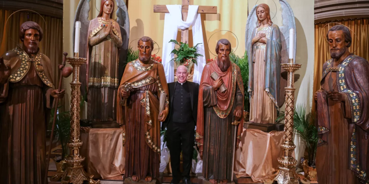 Musical Marvels and Miniature Apostles